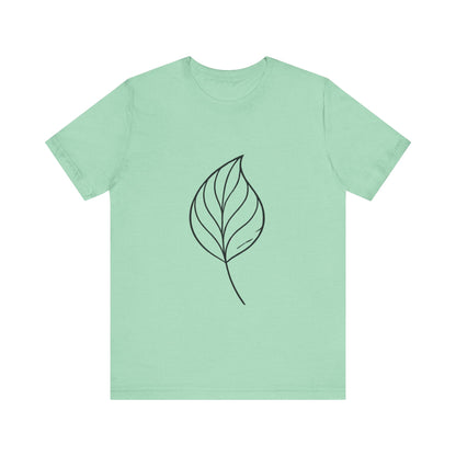 Minimal
  Leaf: Minimalist Line Art